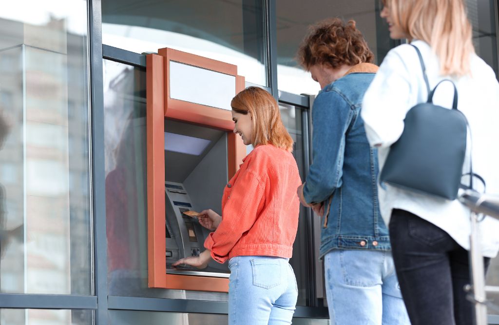 como sacar reales del cajero en brasil | ATM24h