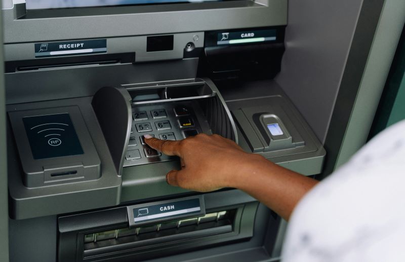 Retiro a través de la app del banco (PIX y TED)