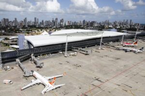 Cajero automático en un aeropuerto de Brasil: Guía práctica para viajeros