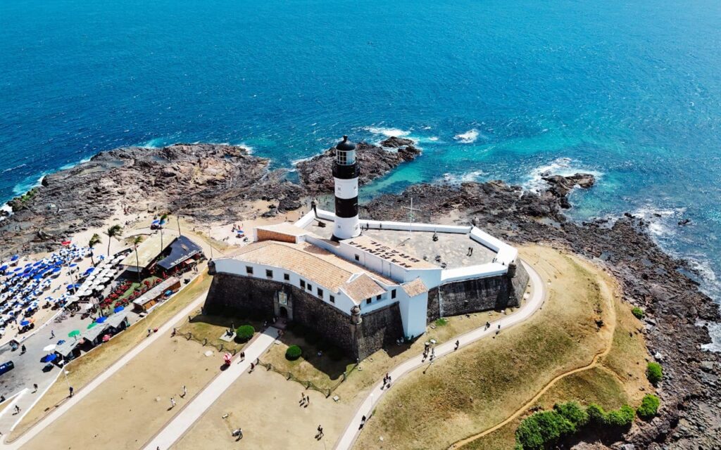 Money exchange in Salvador: where to exchange money and withdraw Brazilian reais safely