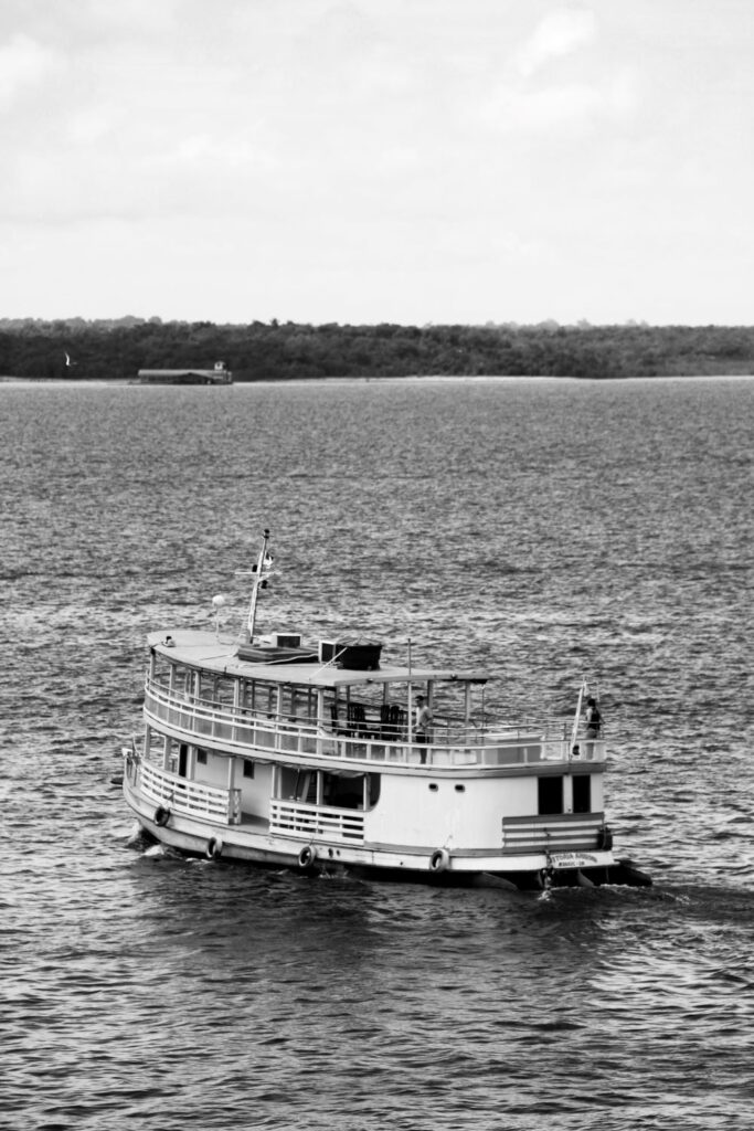 How to get around Manaus - 7 best tips to explore the city easily and safely