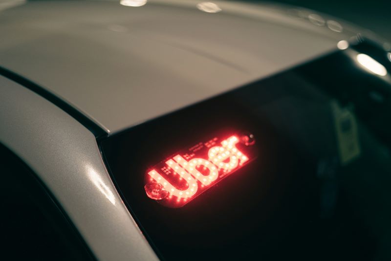 How to use Uber in Brazil – 10 practical tips to travel safely and save more