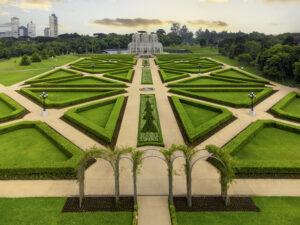 Where to stay in Curitiba: Best neighborhoods and hotels by profile and budget