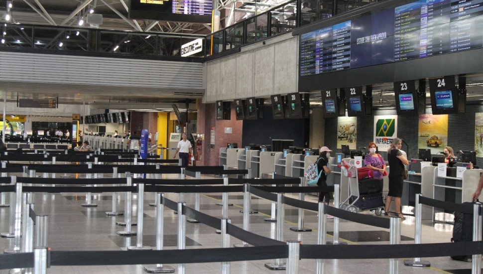 ATM at Curitiba Airport: where to withdraw money safely